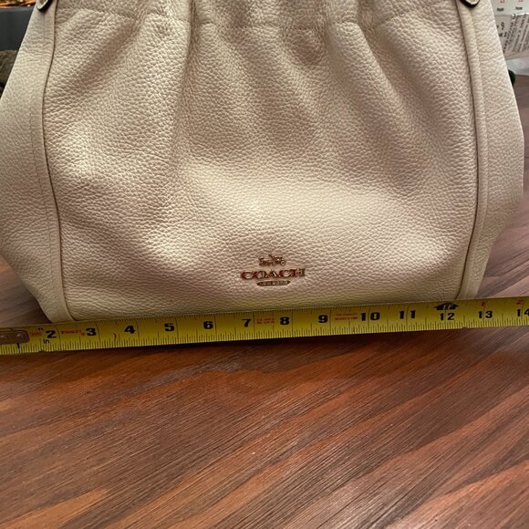 Coach leather purse - Picture 2 of 3